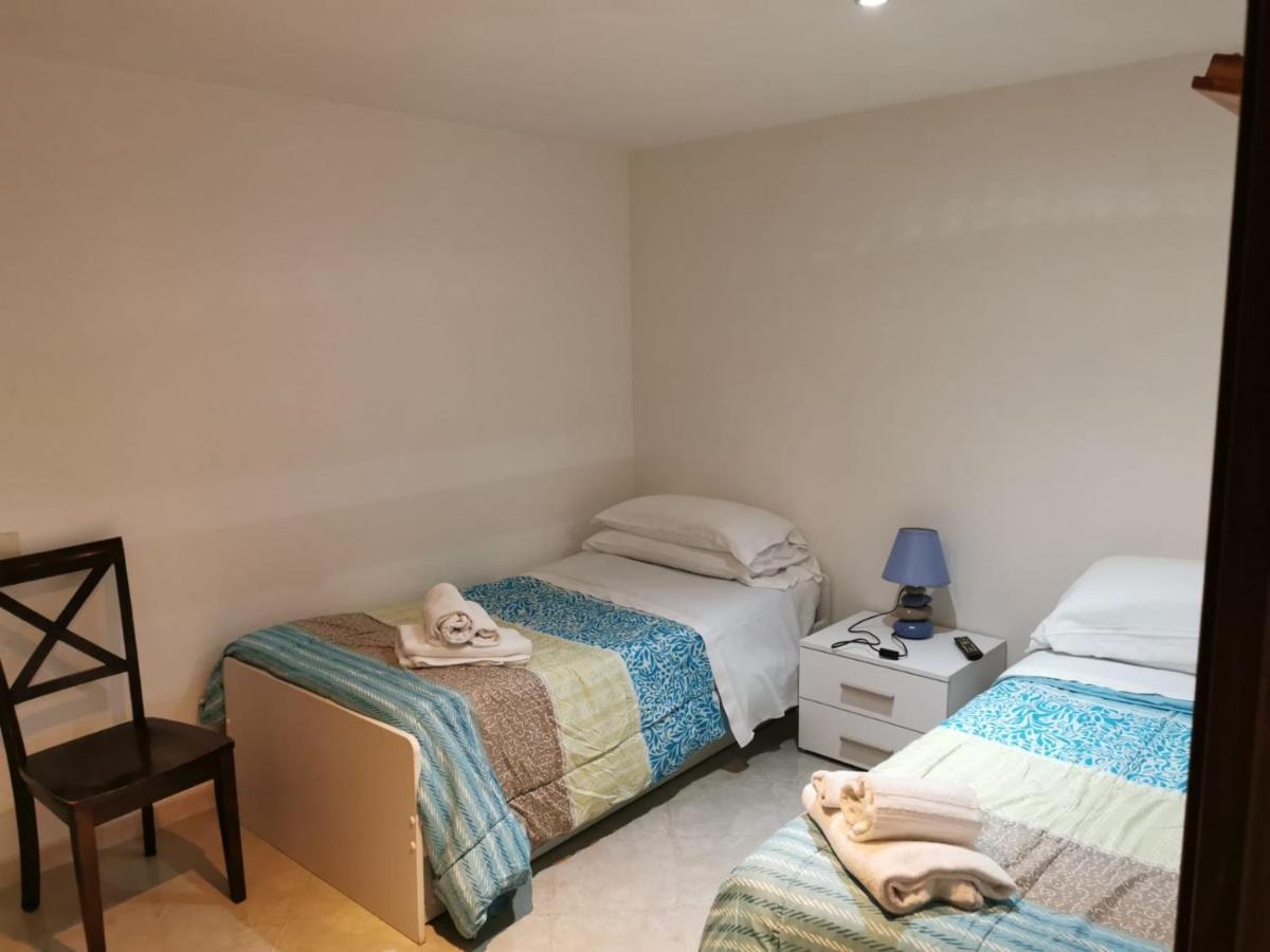 Relais Maria Luisa Locazione Turistica Di Simona Capaccio Bed & Breakfast Fiumicino Dış mekan fotoğraf