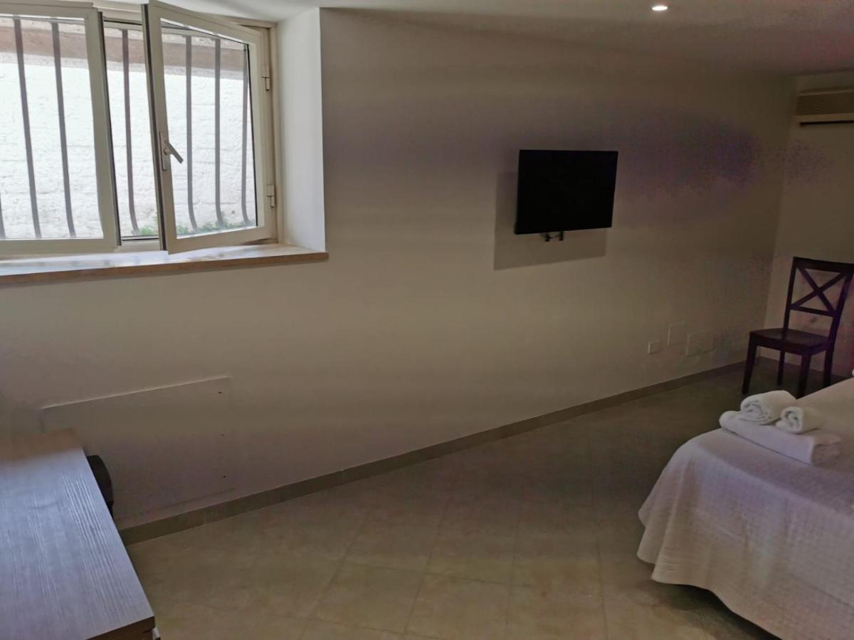 Relais Maria Luisa Locazione Turistica Di Simona Capaccio Bed & Breakfast Fiumicino Dış mekan fotoğraf