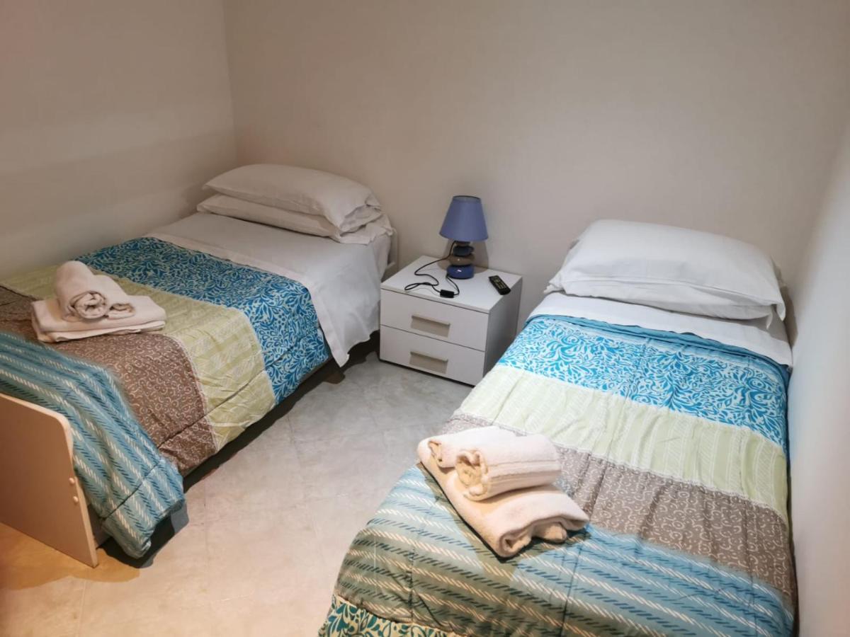 Relais Maria Luisa Locazione Turistica Di Simona Capaccio Bed & Breakfast Fiumicino Dış mekan fotoğraf