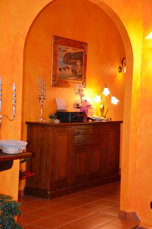 Relais Maria Luisa Locazione Turistica Di Simona Capaccio Bed & Breakfast Fiumicino Dış mekan fotoğraf