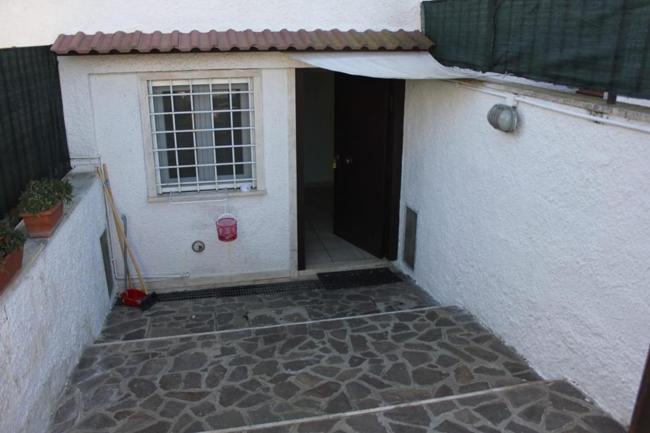 Relais Maria Luisa Locazione Turistica Di Simona Capaccio Bed & Breakfast Fiumicino Dış mekan fotoğraf