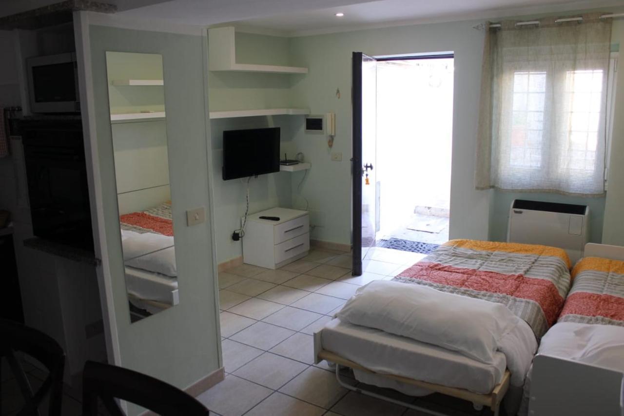Relais Maria Luisa Locazione Turistica Di Simona Capaccio Bed & Breakfast Fiumicino Dış mekan fotoğraf