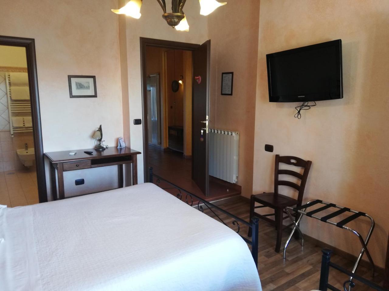 Relais Maria Luisa Locazione Turistica Di Simona Capaccio Bed & Breakfast Fiumicino Dış mekan fotoğraf