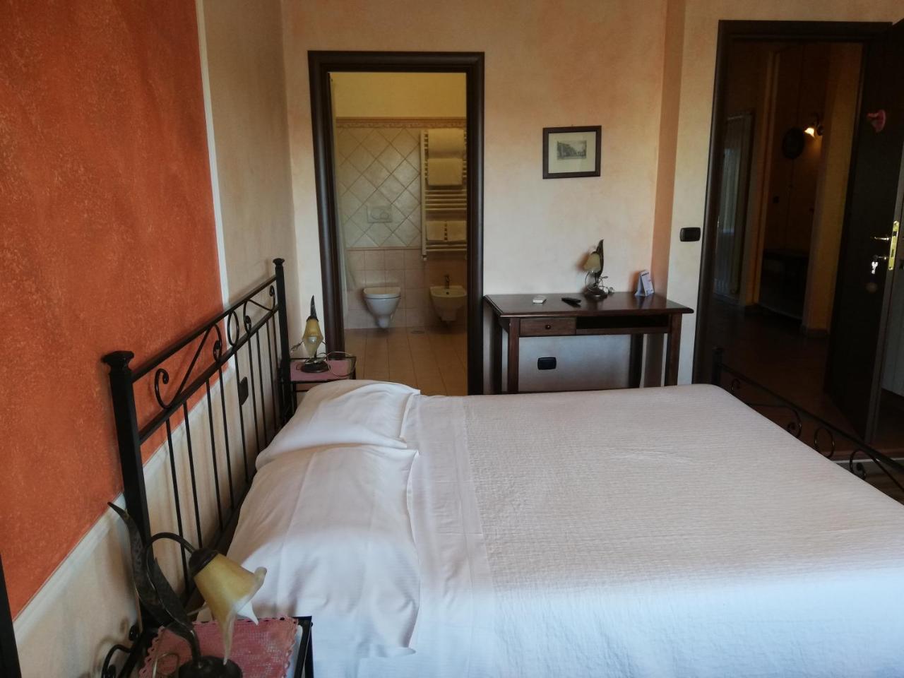 Relais Maria Luisa Locazione Turistica Di Simona Capaccio Bed & Breakfast Fiumicino Dış mekan fotoğraf