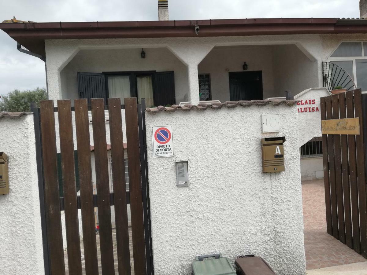 Relais Maria Luisa Locazione Turistica Di Simona Capaccio Bed & Breakfast Fiumicino Dış mekan fotoğraf